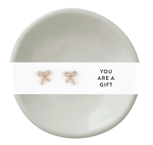 You are a Gift Earring and Dish Set